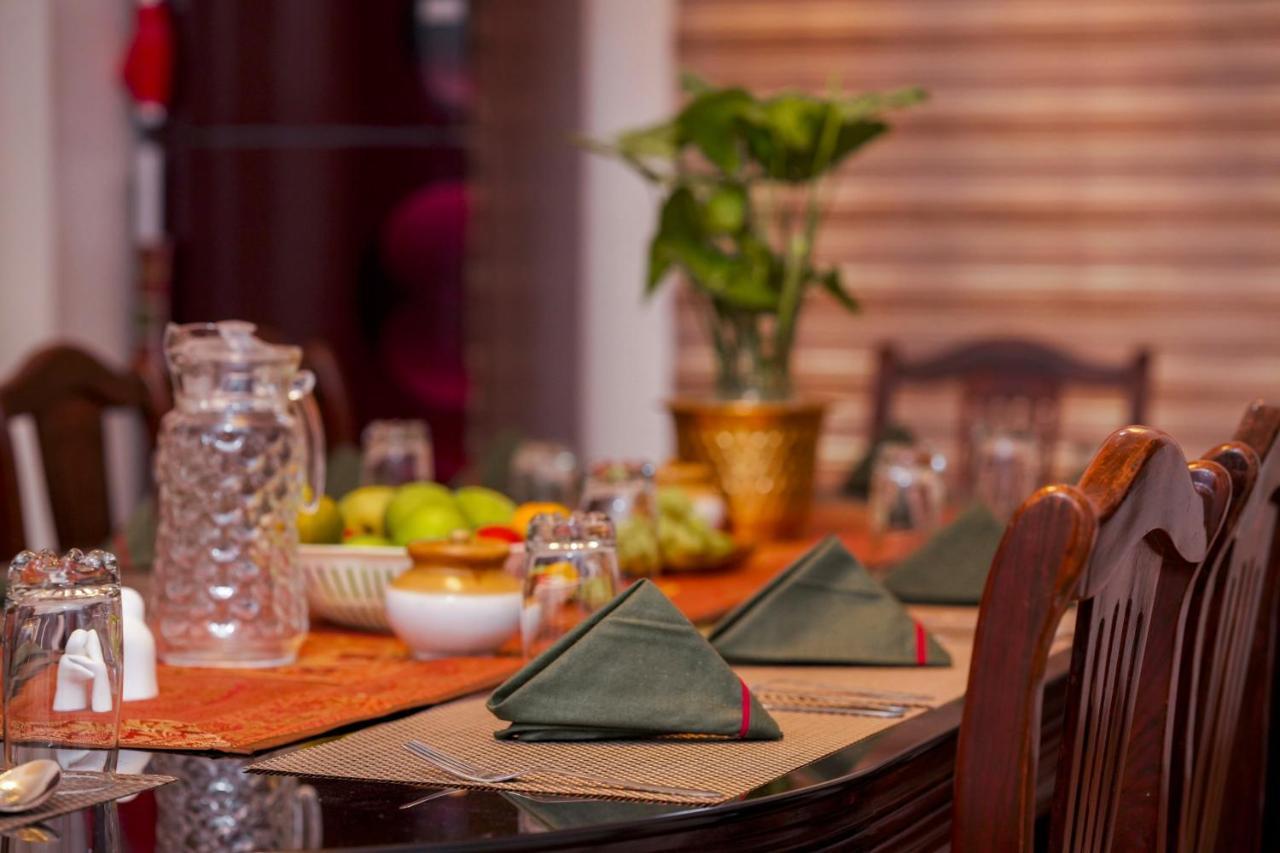 Parudeesa - Heavenly- Luxurious Palace Look-Near Cbd - Kerala - India With Breakfast Kāladi Buitenkant foto