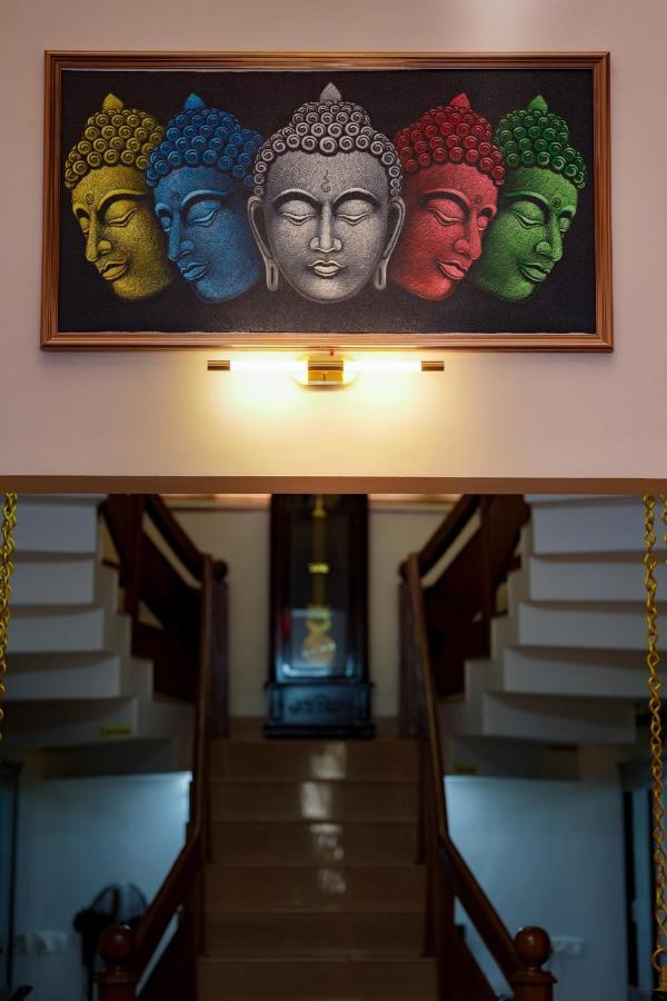 Parudeesa - Heavenly- Luxurious Palace Look-Near Cbd - Kerala - India With Breakfast Kāladi Buitenkant foto