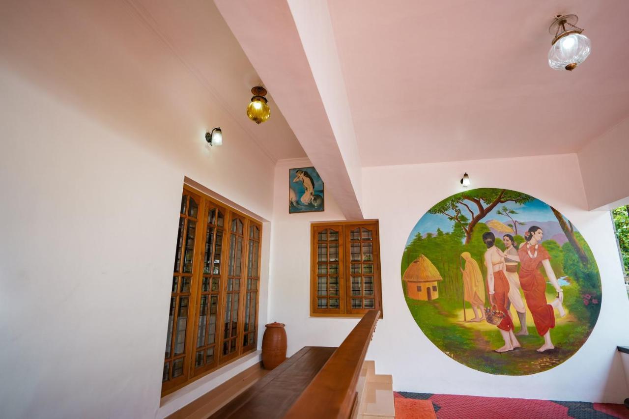 Parudeesa - Heavenly- Luxurious Palace Look-Near Cbd - Kerala - India With Breakfast Kāladi Buitenkant foto