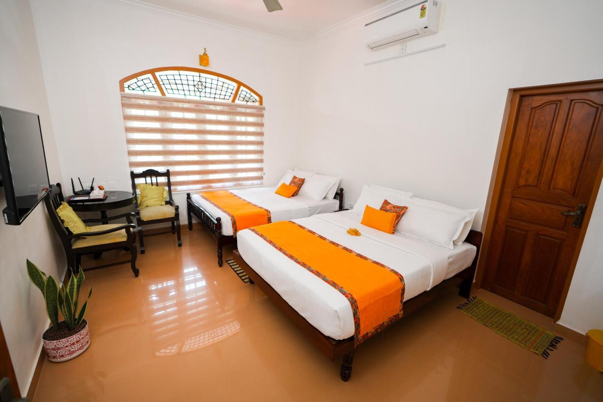Parudeesa - Heavenly- Luxurious Palace Look-Near Cbd - Kerala - India With Breakfast Kāladi Buitenkant foto
