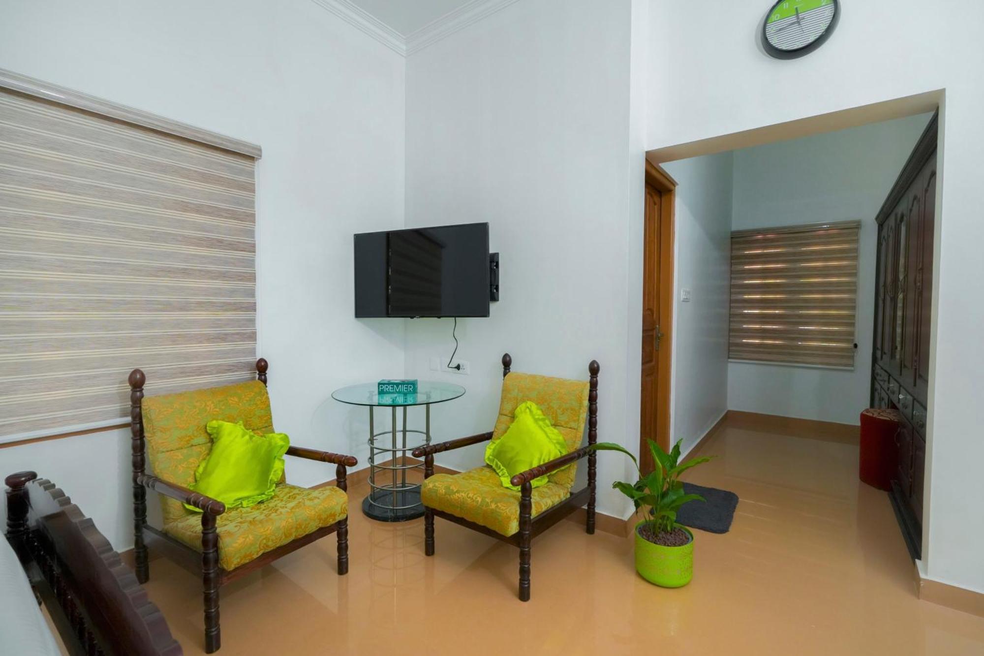 Parudeesa - Heavenly- Luxurious Palace Look-Near Cbd - Kerala - India With Breakfast Kāladi Kamer foto